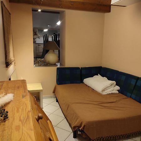 Saint-Laurent-du-Cros Maison De Caractere Le Rouchassier מראה חיצוני תמונה