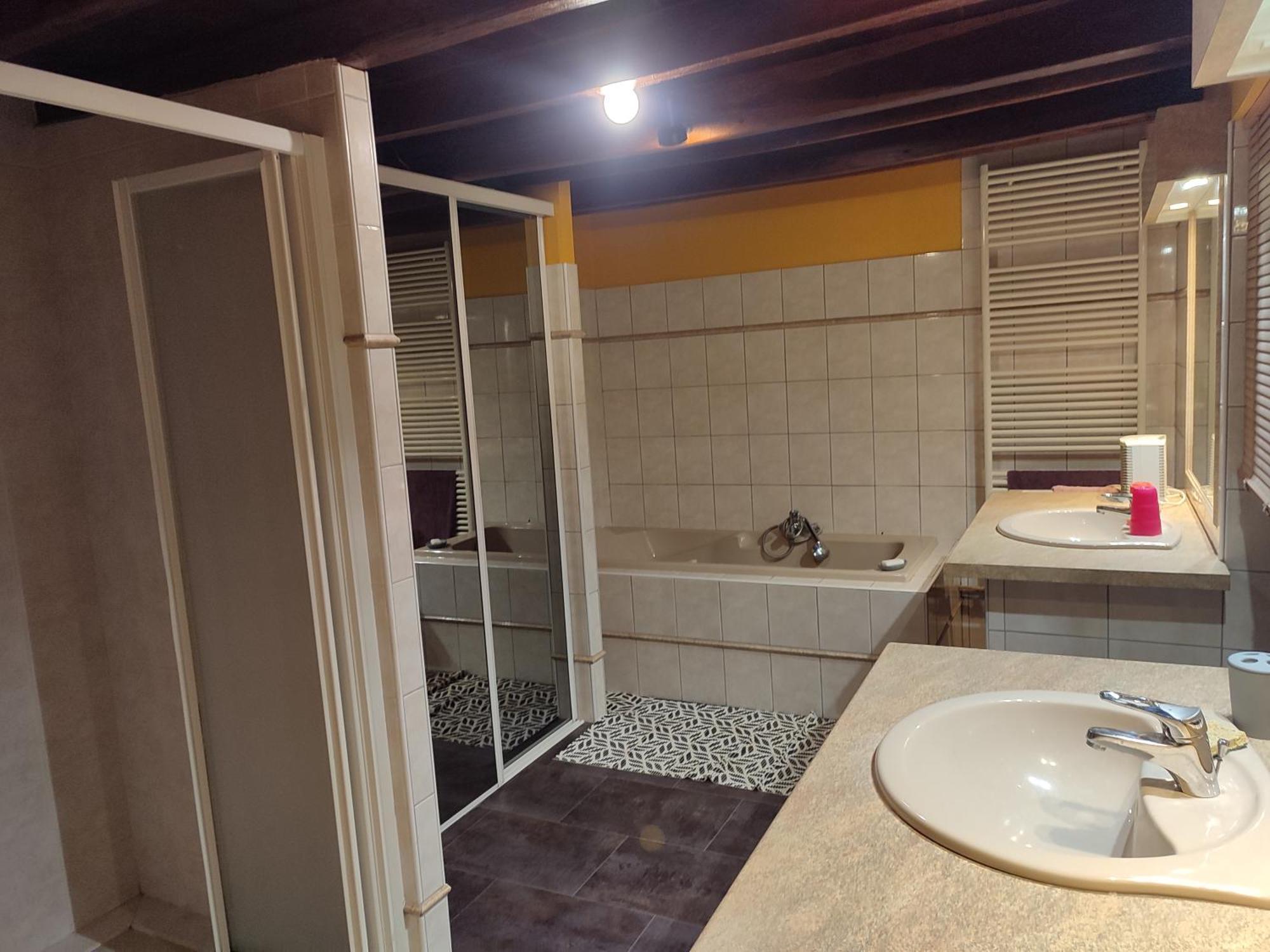 Saint-Laurent-du-Cros Maison De Caractere Le Rouchassier מראה חיצוני תמונה