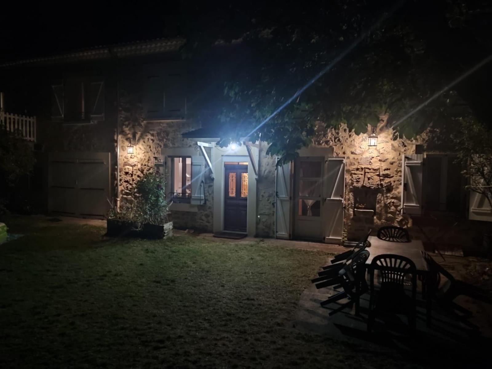 Saint-Laurent-du-Cros Maison De Caractere Le Rouchassier מראה חיצוני תמונה